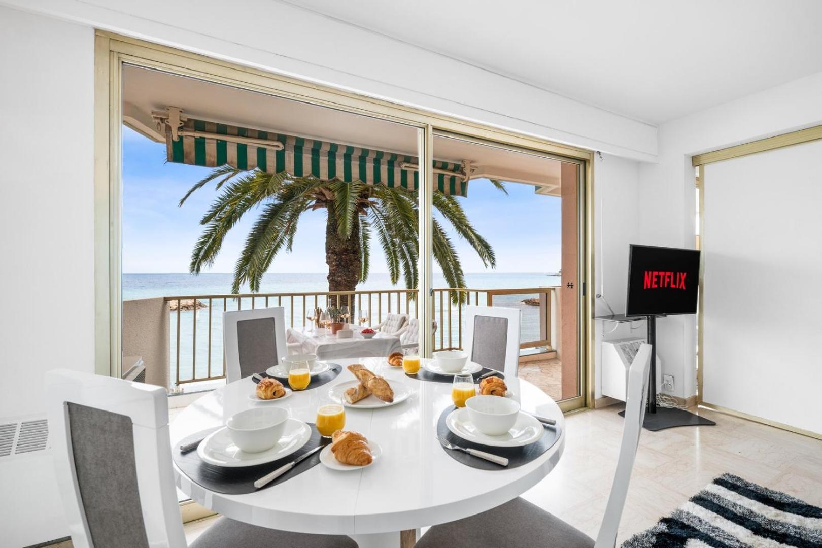 Apartment Le Coq Ligures - Air Conditioning - Seafront - Wifi
