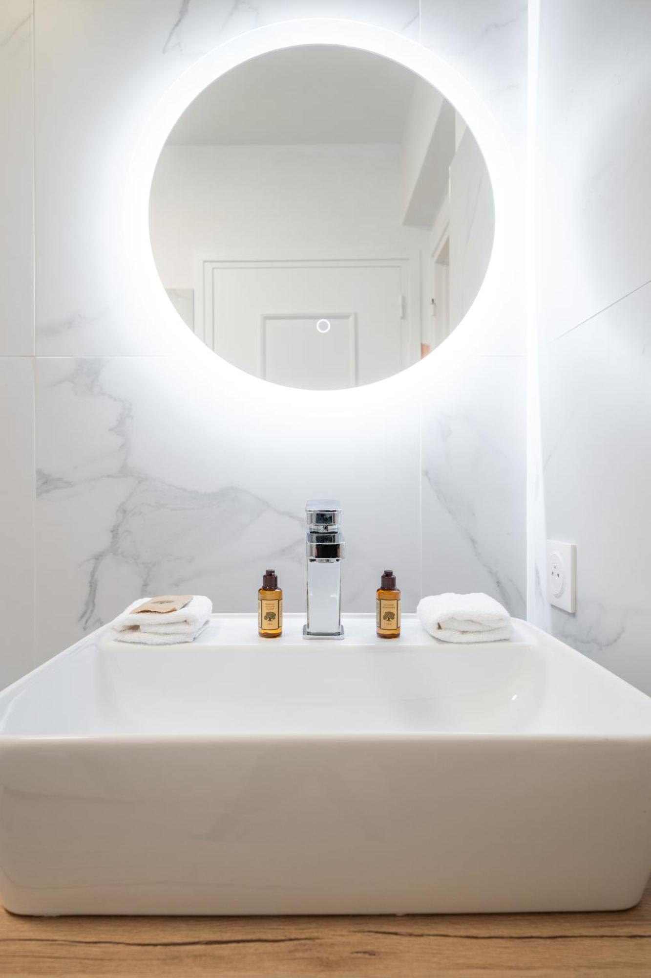 Le Coq Ligures - Air Conditioning - Seafront - Wifi Apartment *